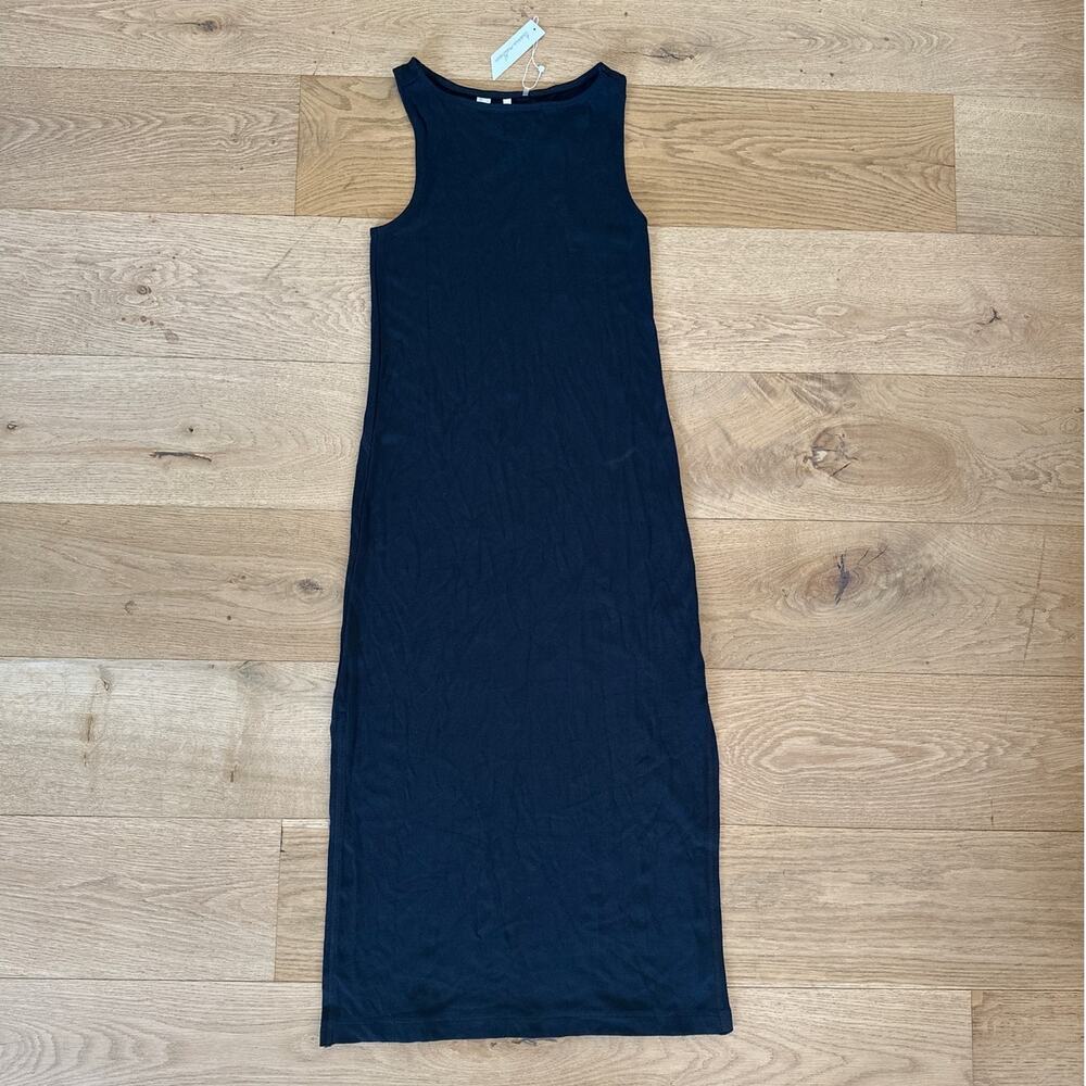Travis Mathew - Hadley Wood Sleeveless Rib Midi Dress in Black